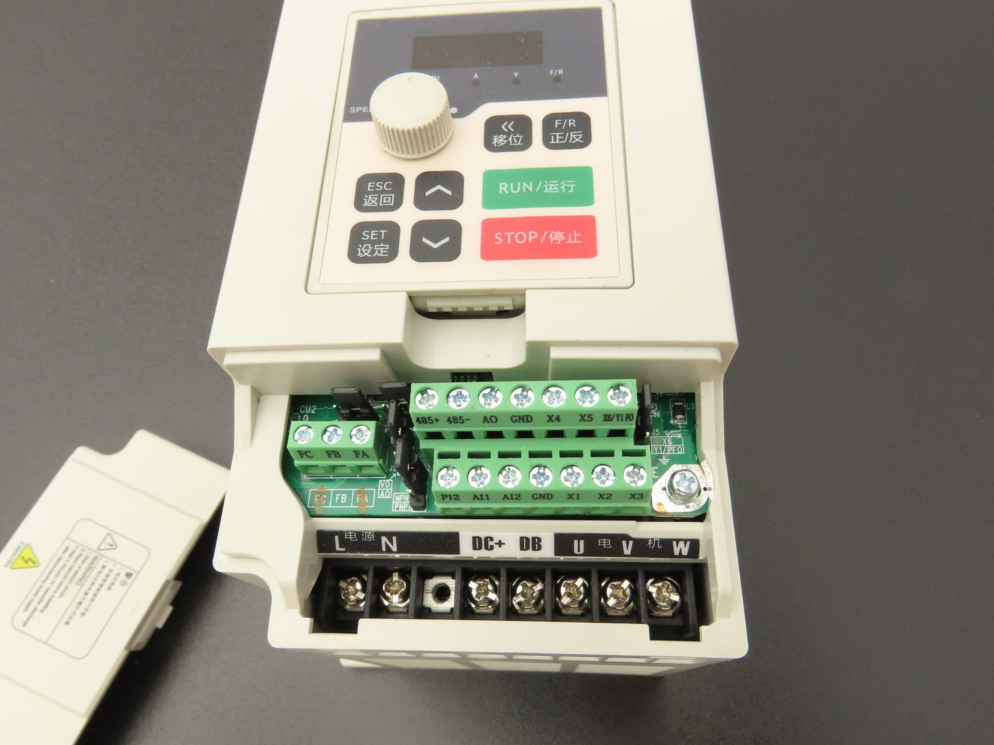 H100-2.2S2-1B Variable Frequency Drive 1PH 220V In 3PH 0-220V 0-1000Hz Out