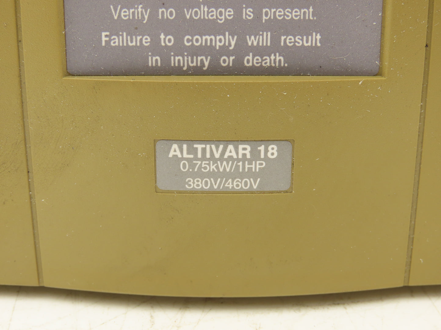 Square D Telemecanique ATV18U18N4 Variable AC Drive VFD 1Hp 460V 3PH Lot of 6