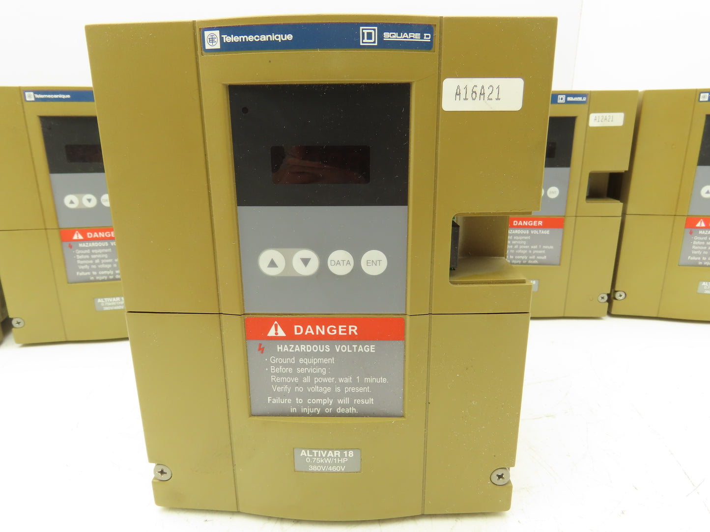 Square D Telemecanique ATV18U18N4 Variable AC Drive VFD 1Hp 460V 3PH Lot of 6