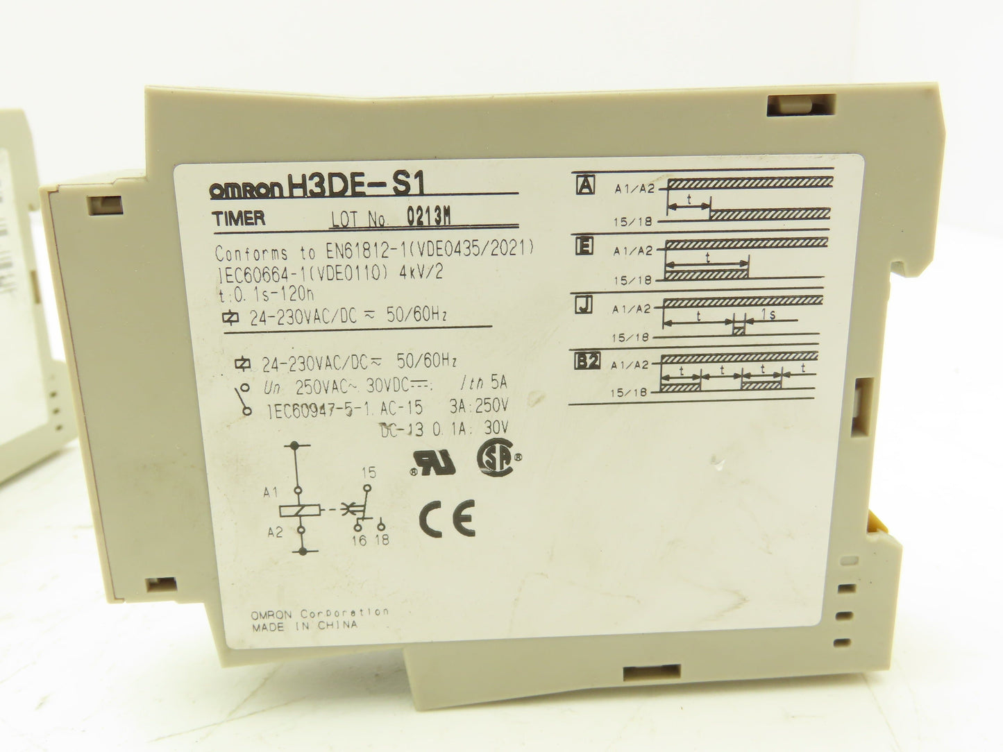 Omron H3DE-S1 Timer 0.1 Second to 120 Hour 24-230VAC/DC Lot of 2