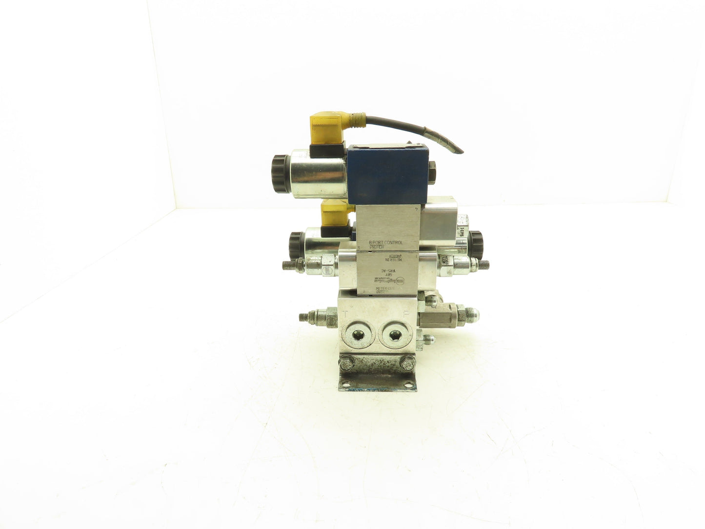 Bosch Rexroth 4WE6G62/EG24N9K4/62 Hydraulic Solenoid Valves w/Manifold 24VDC