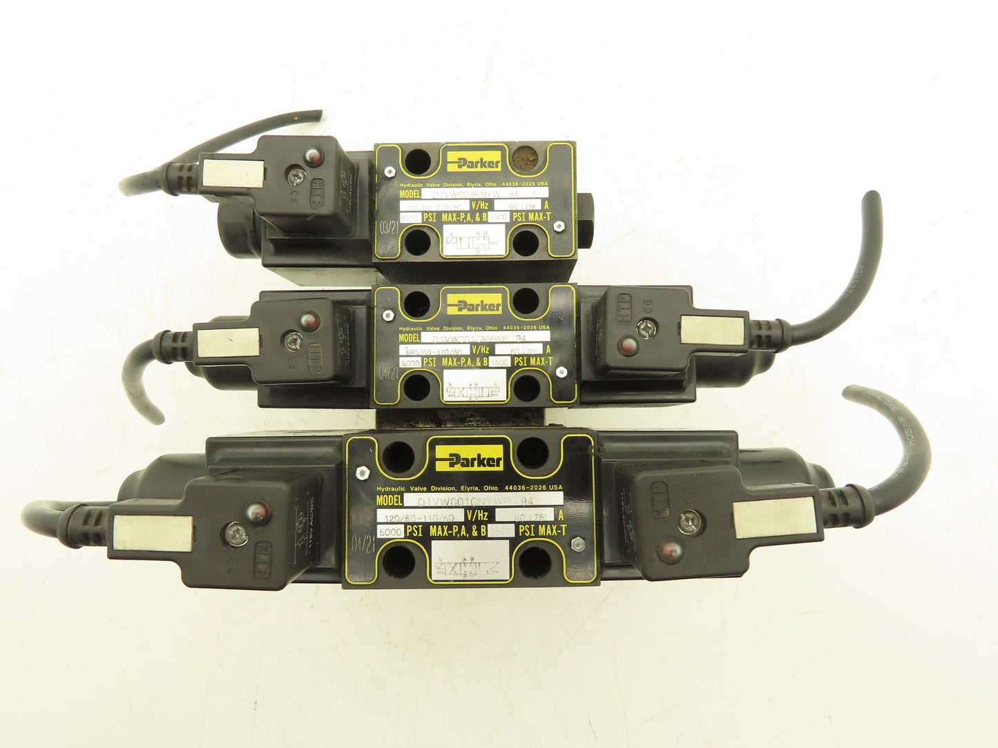 Parker D1VW Hydraulic Directional Solenoid Valves 3-Station Manifold 115V