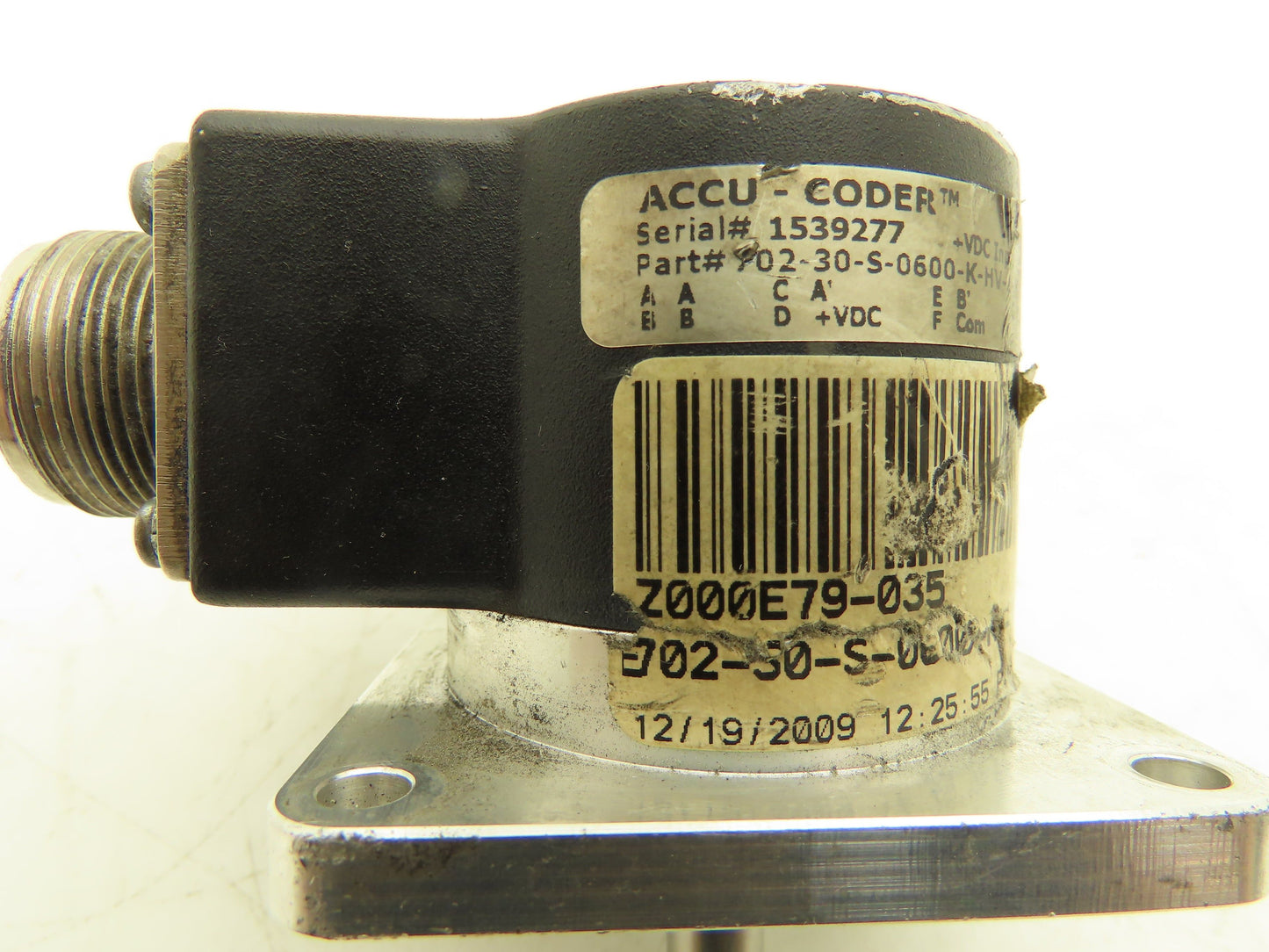 Encoder Products Company Accu-Coder Rotary Encoder 5-28VDC 3/8" Shaft G Case