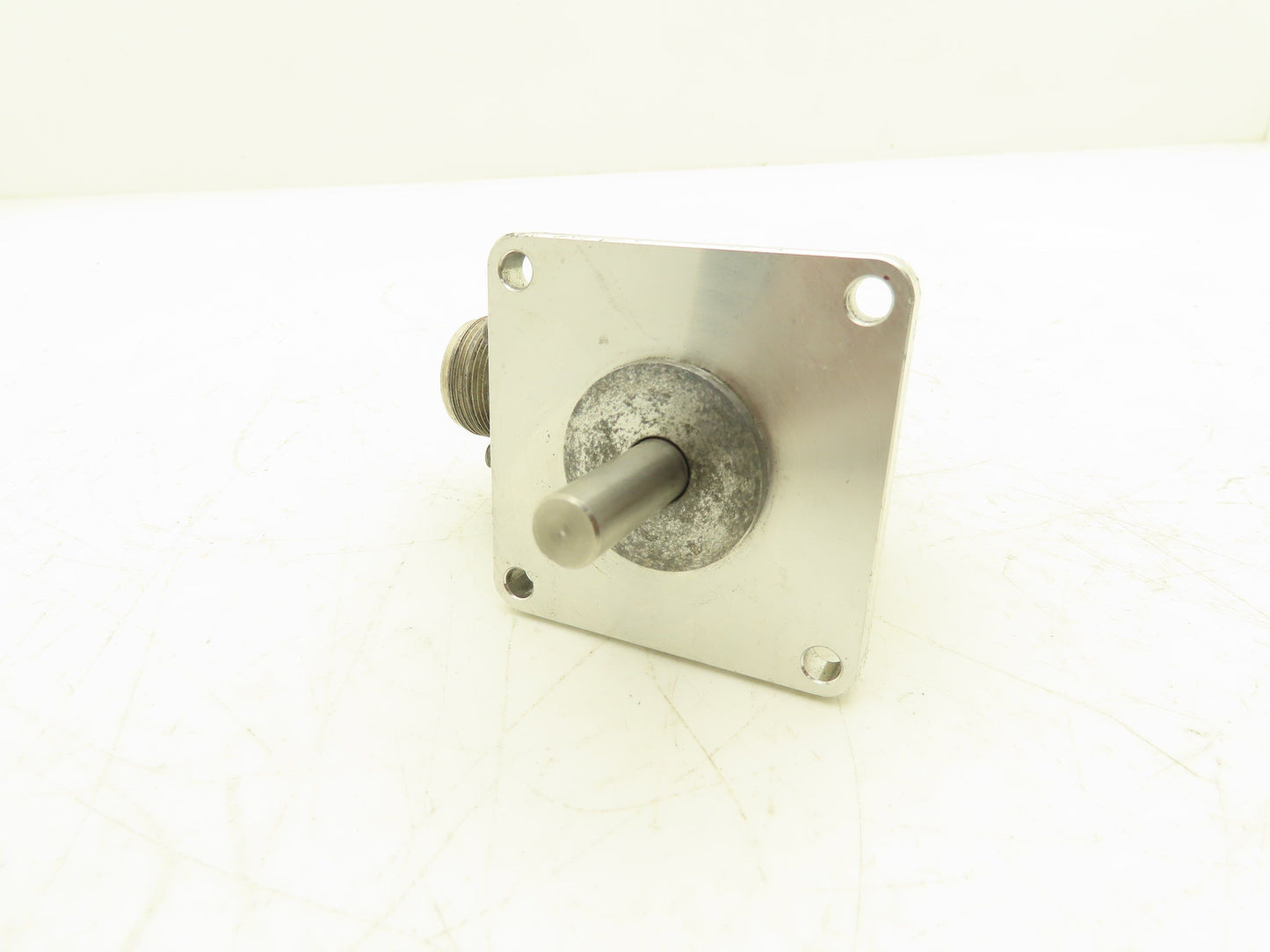 Encoder Products Company Accu-Coder Rotary Encoder 5-28VDC 3/8" Shaft G Case