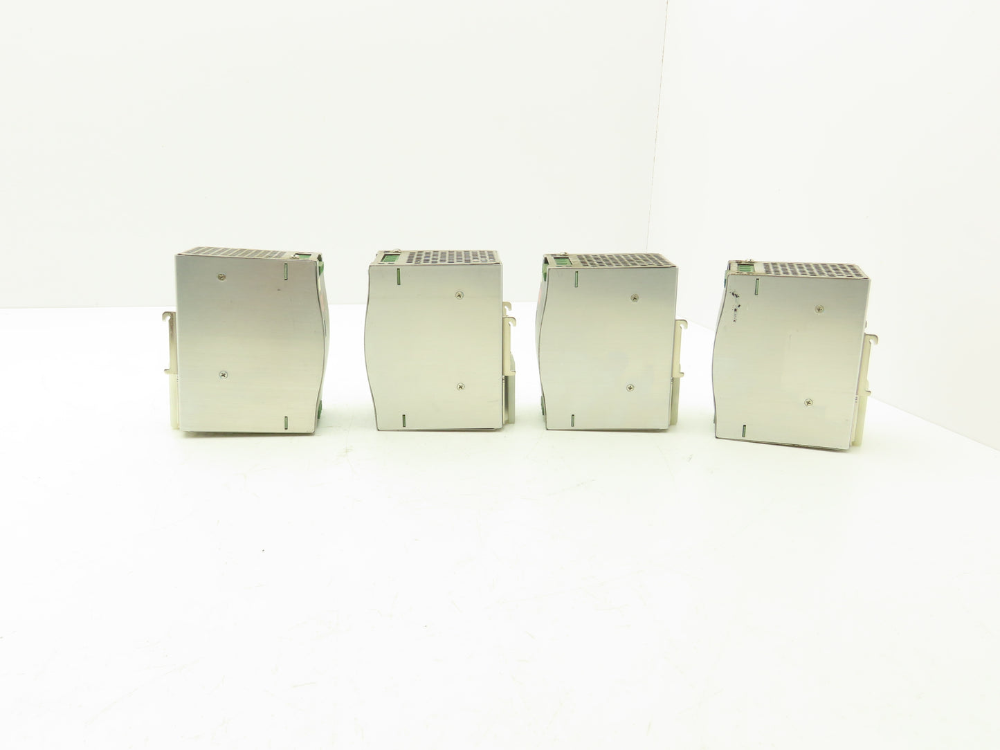 Mean Well DR-120-24 Power Supply 1PH 120VAC 3.3A/240VAC 2A In 24VDC 5A Lot of 4