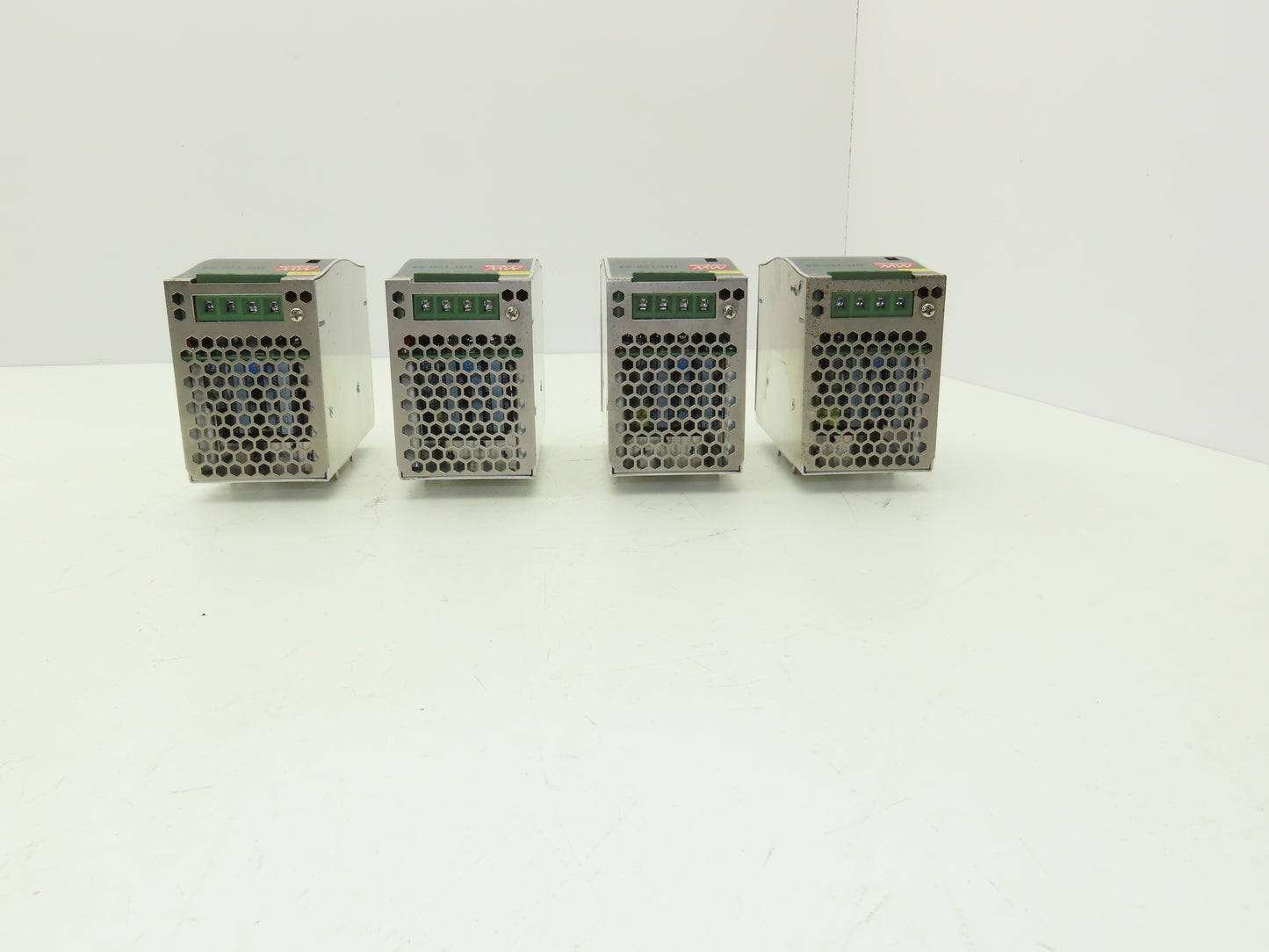 Mean Well DR-120-24 Power Supply 1PH 120VAC 3.3A/240VAC 2A In 24VDC 5A Lot of 4