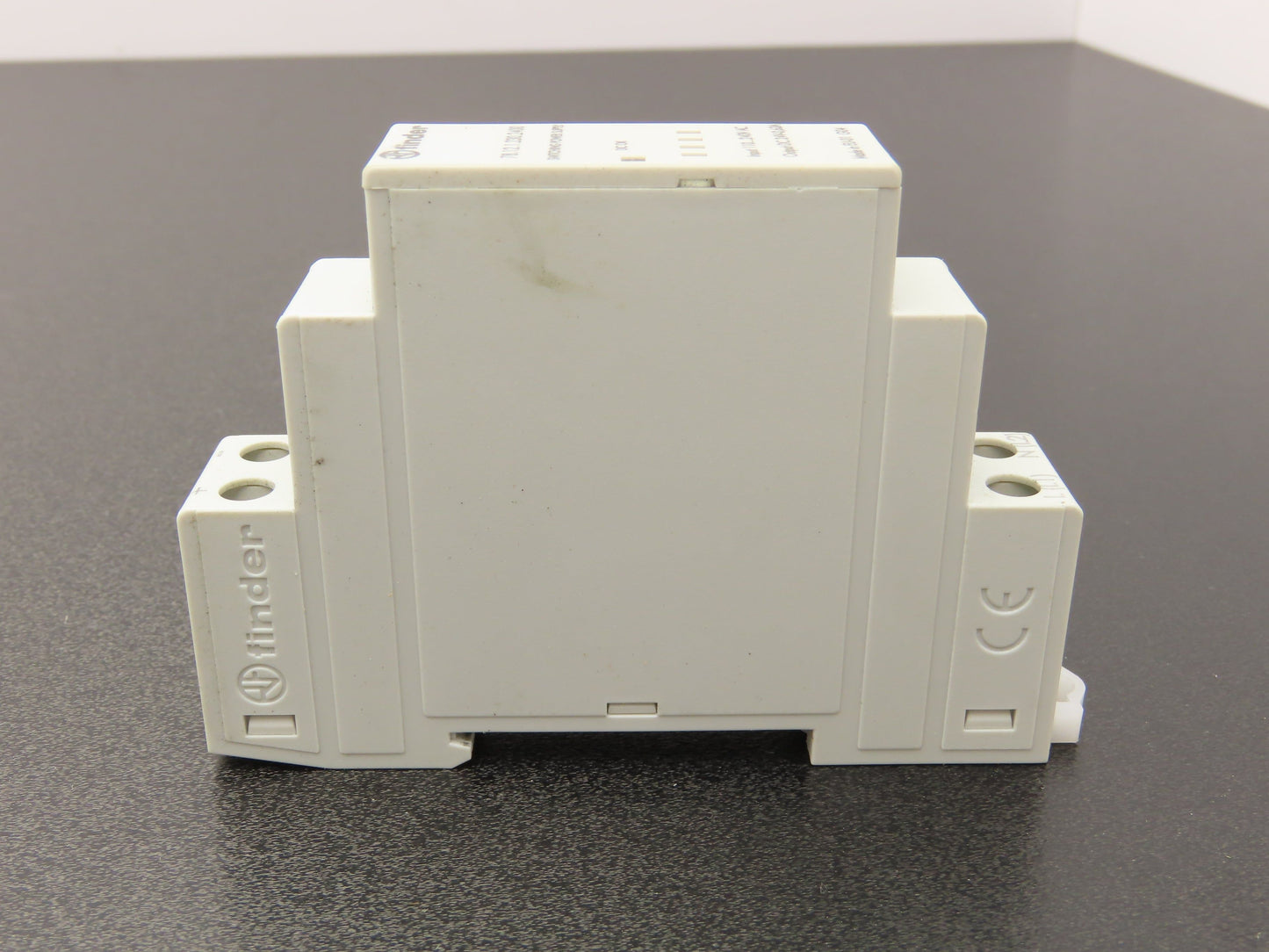 Finder 78.12.1.230.2400 Power Supply 110-240VDC In 24VDC 0.63A Out