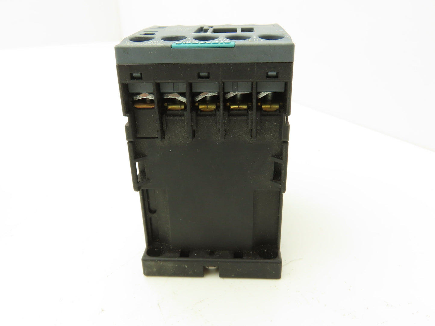 Siemens 3RT2015-1AF02 Contactor 7.5HP 3PH 575VAC 20A 2NC Lot of 6