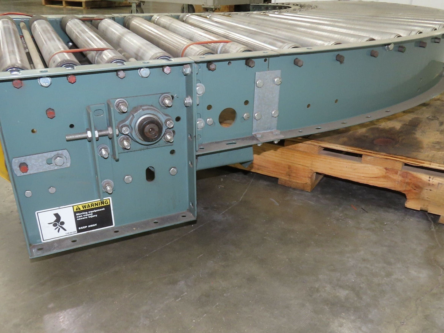 Hytrol 90° Curve Accumulation Roller Conveyor 24"W 21"BF Slave Belt Drive 96"L