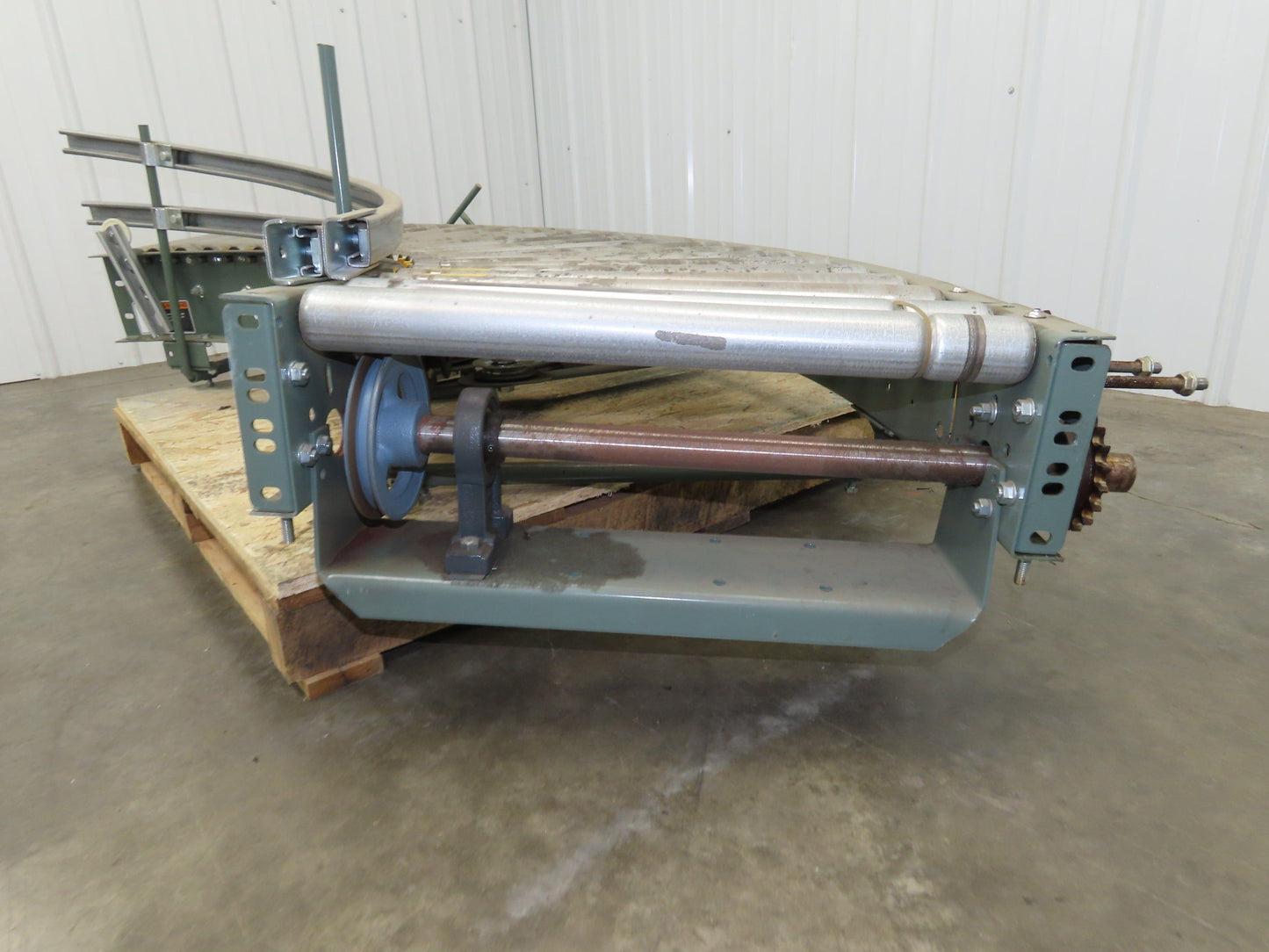 Hytrol 90° Curve Accumulation Roller Conveyor 24"W 21"BF Slave Belt Drive 82"L