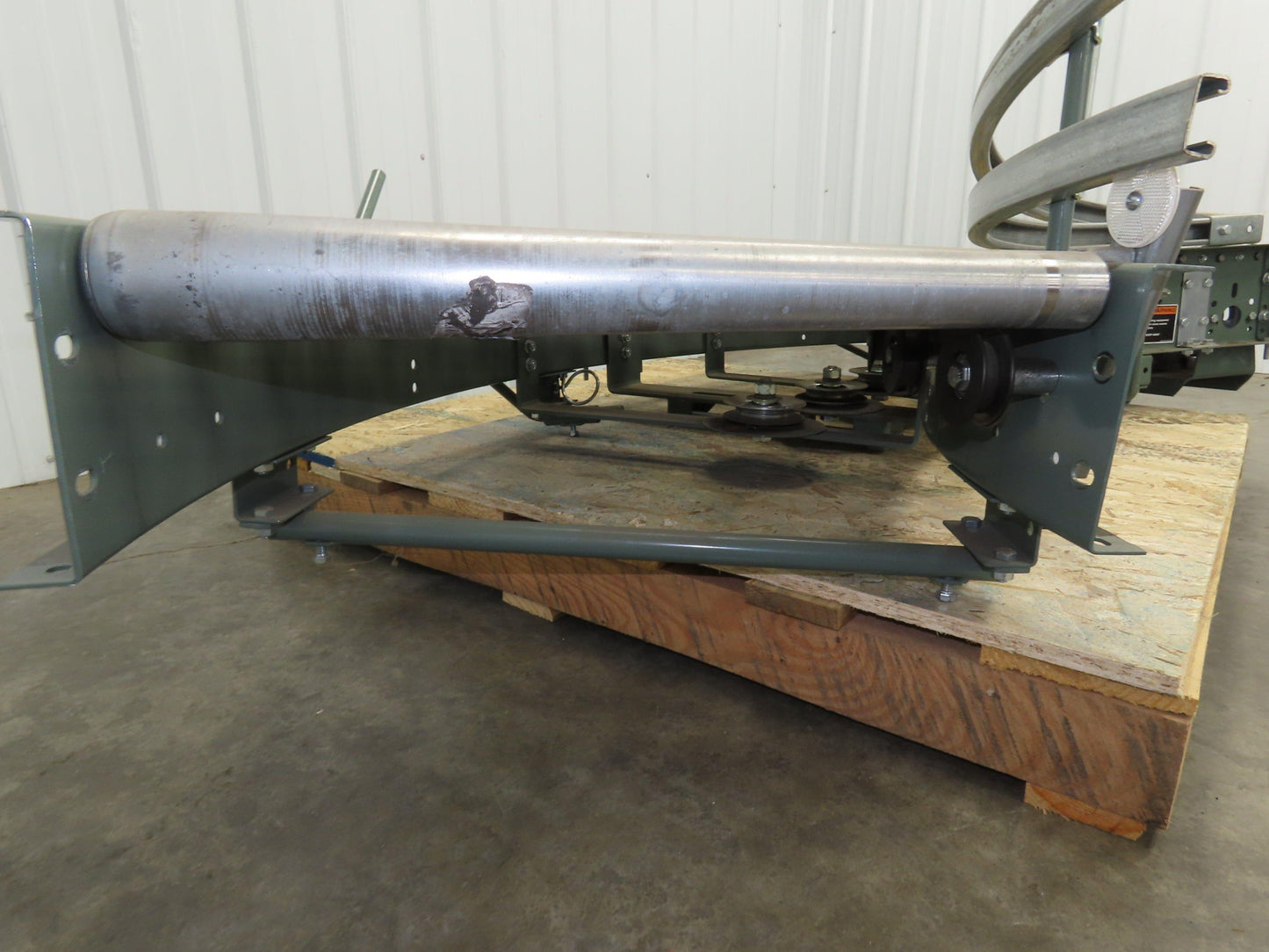 Hytrol 90° Curve Accumulation Roller Conveyor 24"W 21"BF Slave Belt Drive 82"L