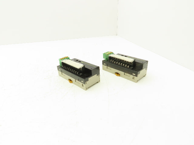 Omron DRT2-OD16 Remote Terminal PLC Output Module 24VDC Lot of 2