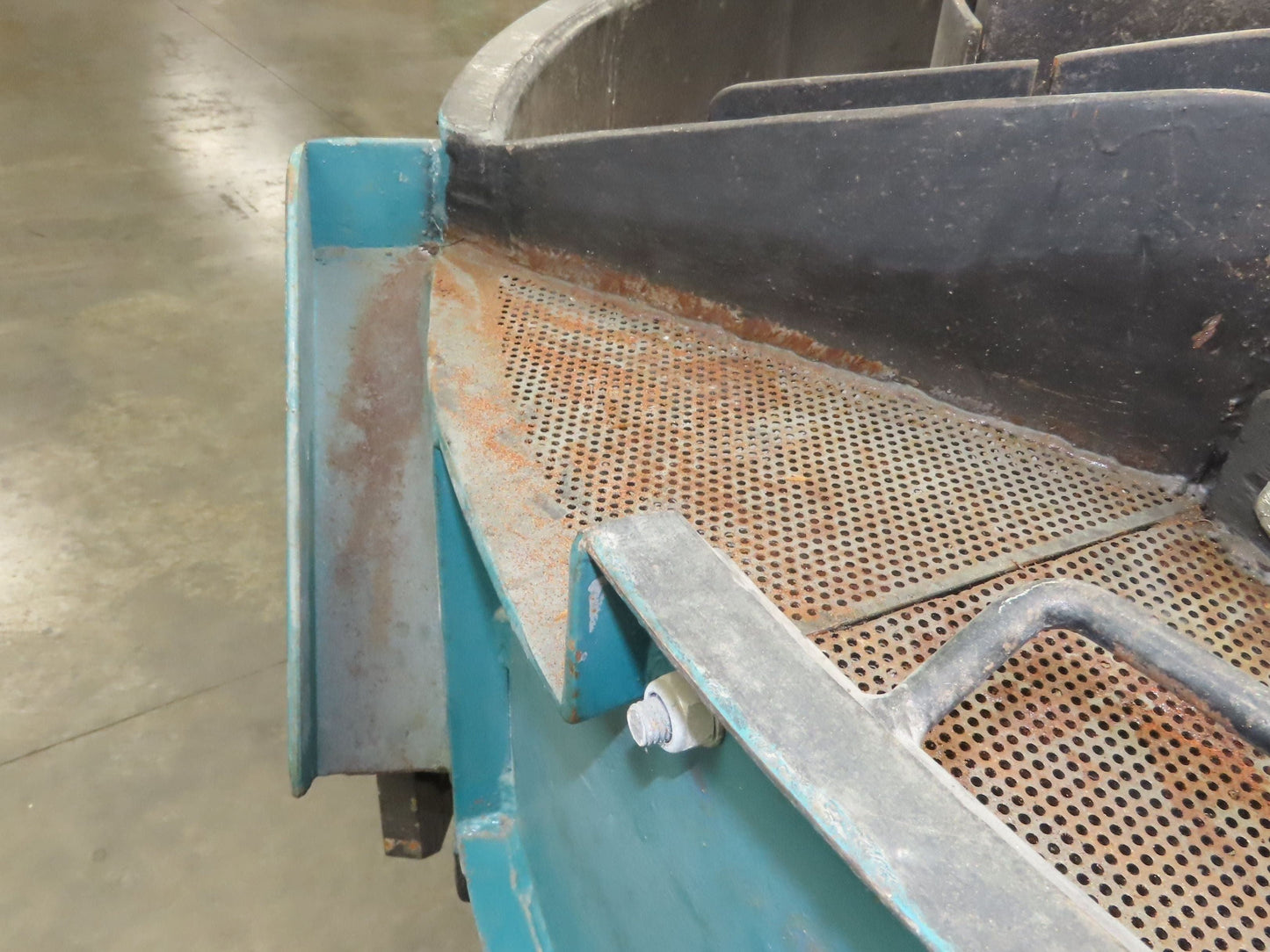 Vibratory Deburring Shaker Small Parts Polishing Tumbler 58" Bowl Sand Media