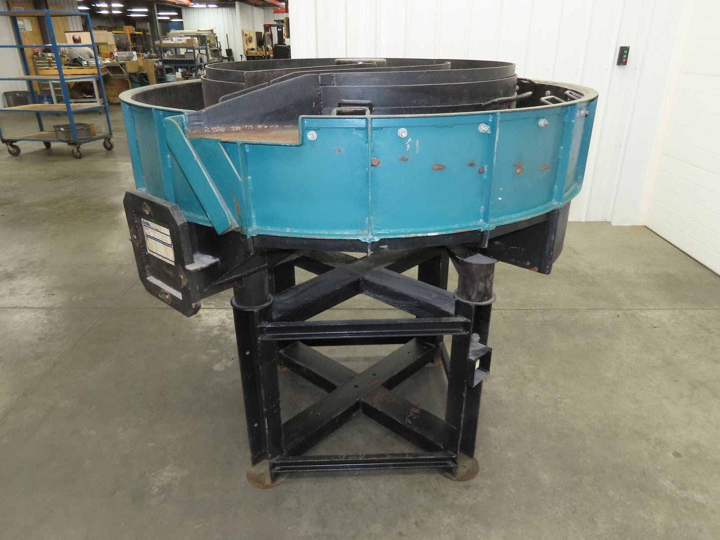 Vibratory Deburring Shaker Small Parts Polishing Tumbler 58" Bowl Sand Media