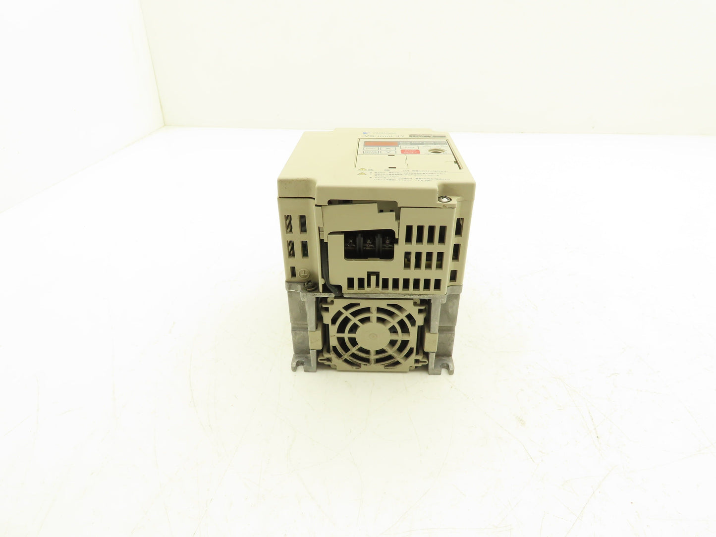 Yaskawa CIMR-J7AA21P5 Variable Frequency AC Drive 230VAC 3PH 400Hz 1.5kW *READ*