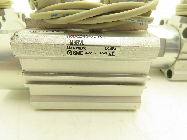 SMC RSDQB40-20DK-M9BVL Pneumatic Air Cylinder 40mm Bore 20mm Stroke Lot of 6