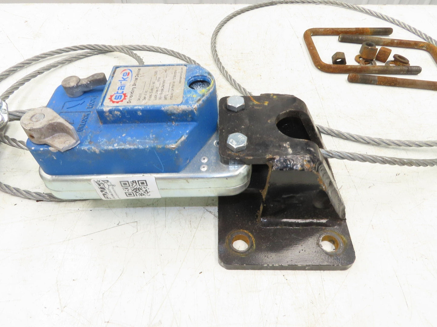 Starke S2KLAS Overspeed Secondary Brake Device 2204lb 100FPM Scaffold Protection