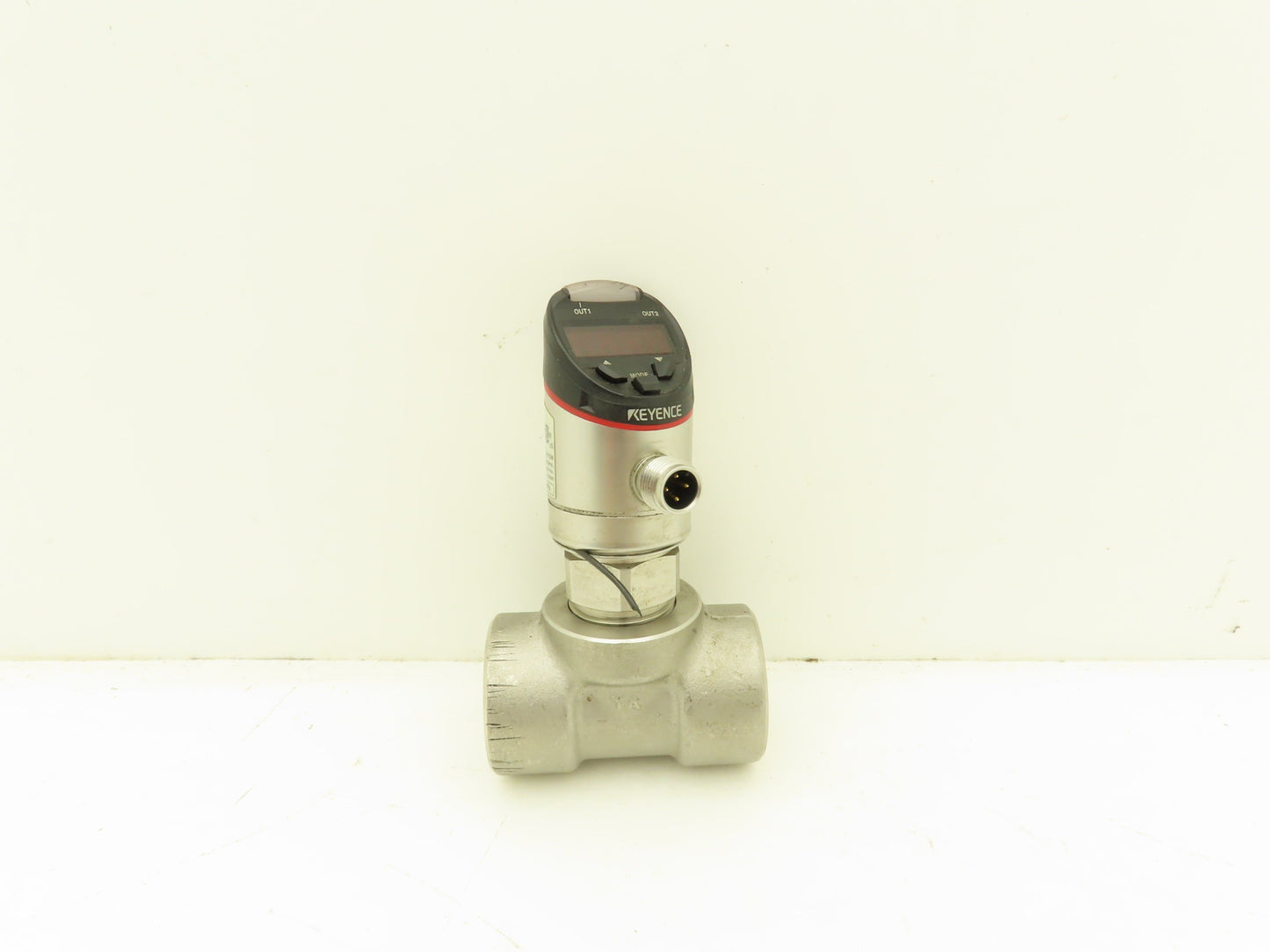 Keyence GP-M250 Digital Pressure Sensor *Bad Seal*