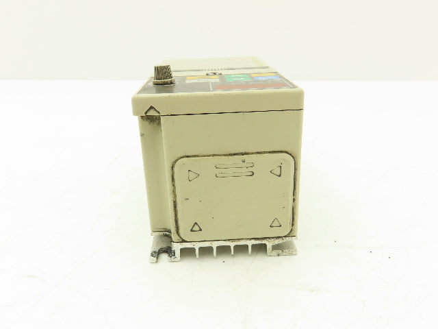 Omron 3G3MV-C2002 Sysdrive Variable Speed Inverter Drive VFD 1/4Hp 230V 3PH