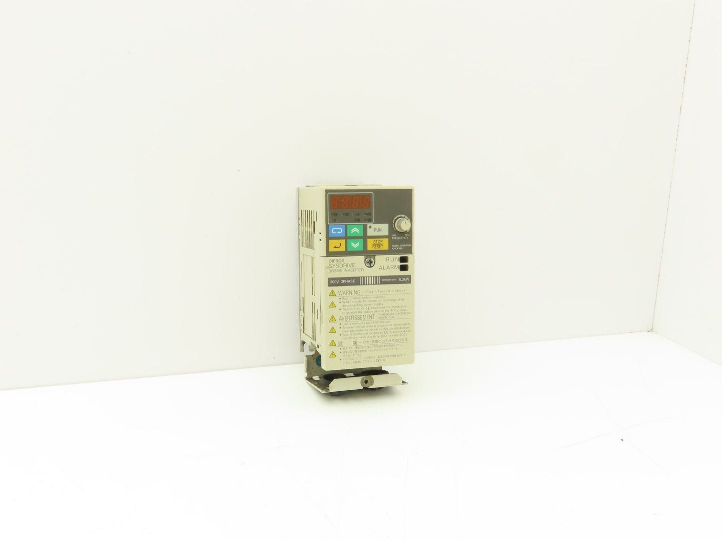 Omron 3G3MV-C2002 Sysdrive Variable Speed Inverter Drive VFD 1/4Hp 230V 3PH
