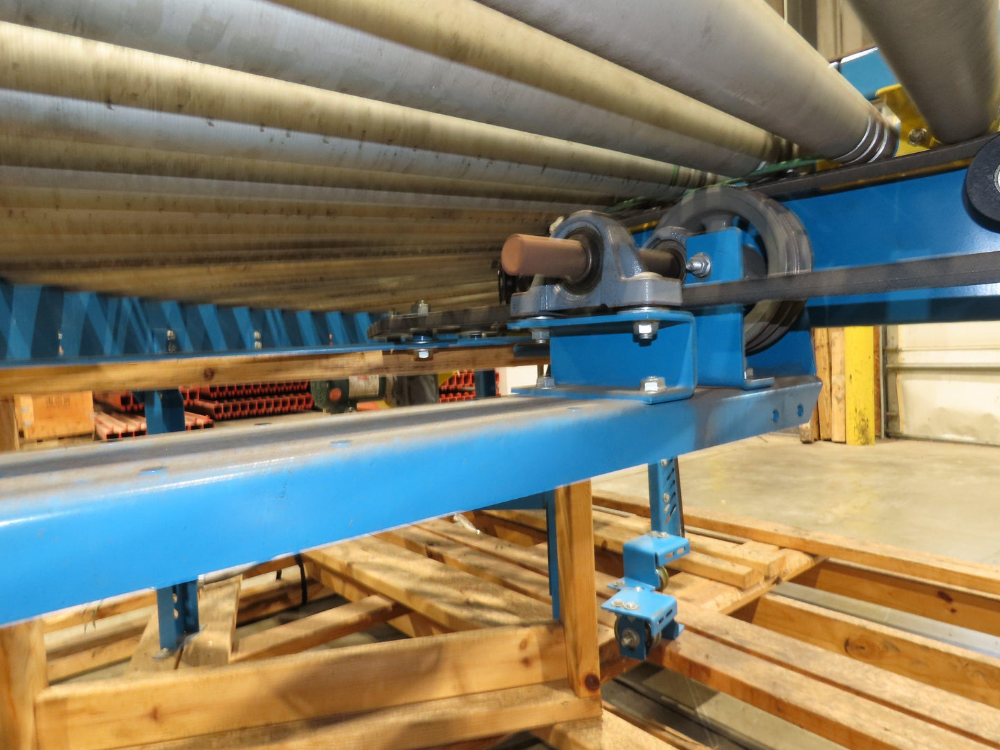 Hytrol 33"x 180° Curve Accumulation Roller Conveyor 30"BF .5Hp 460V Drive 75 FPM