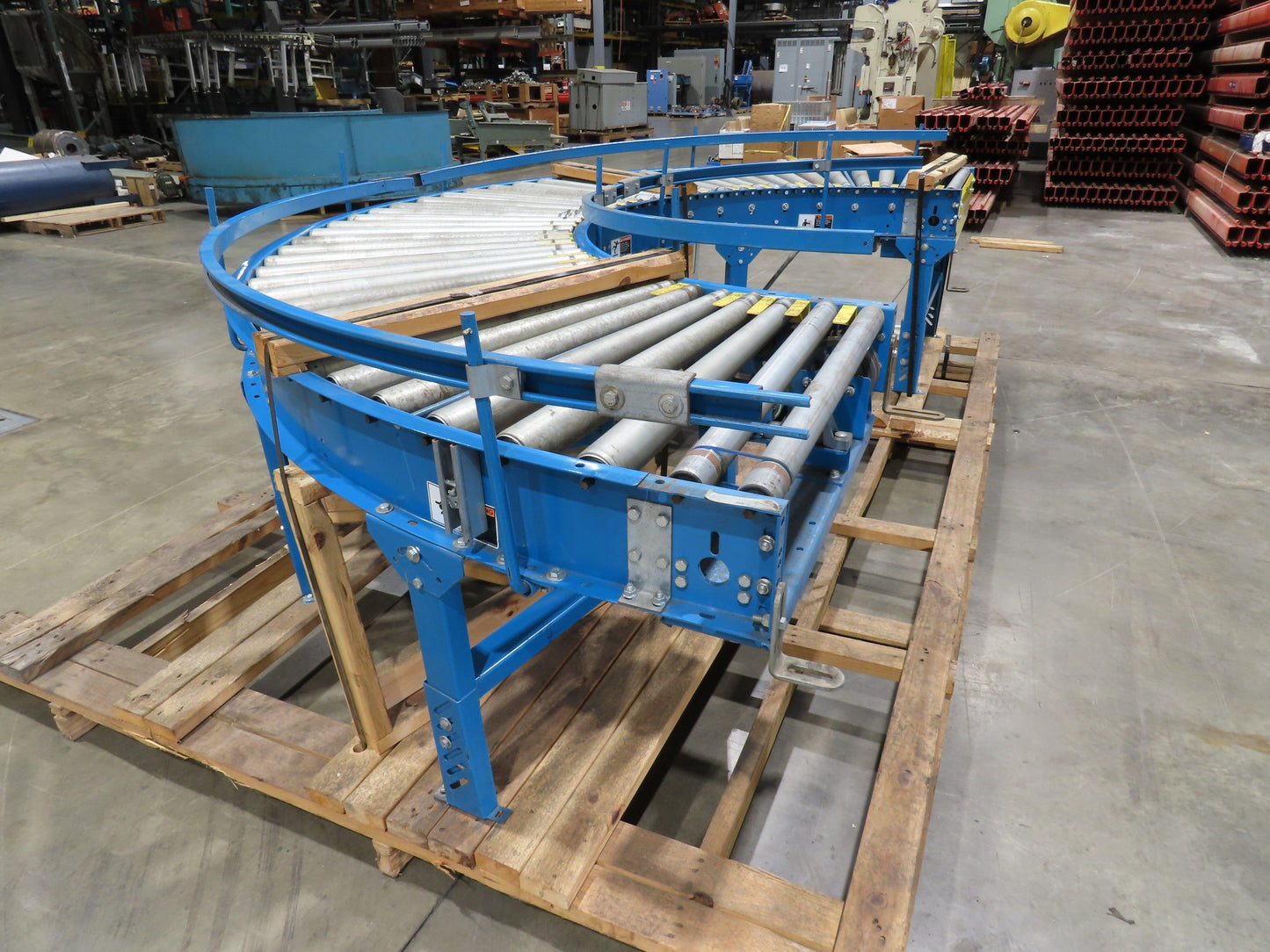 Hytrol 33"x 180° Curve Accumulation Roller Conveyor 30"BF .5Hp 460V Drive 75 FPM