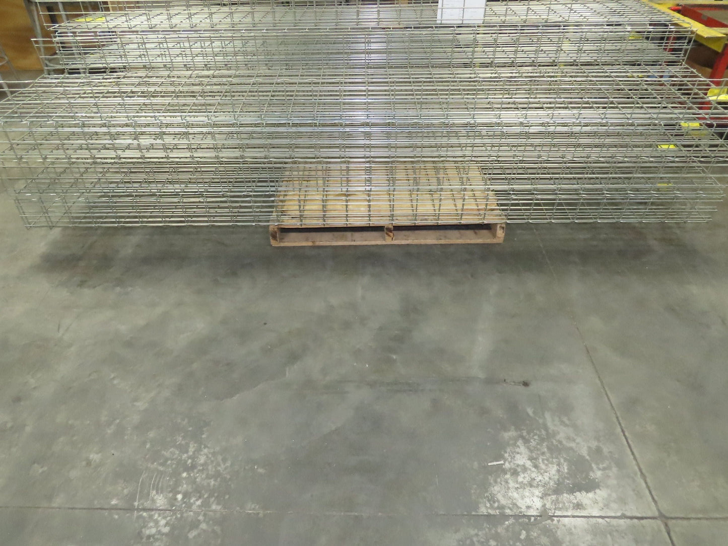 Eaton B-Line FT6X24X10 ELG FlexTray Cable Tray 6" x 24" x 10' Electro Galvanized