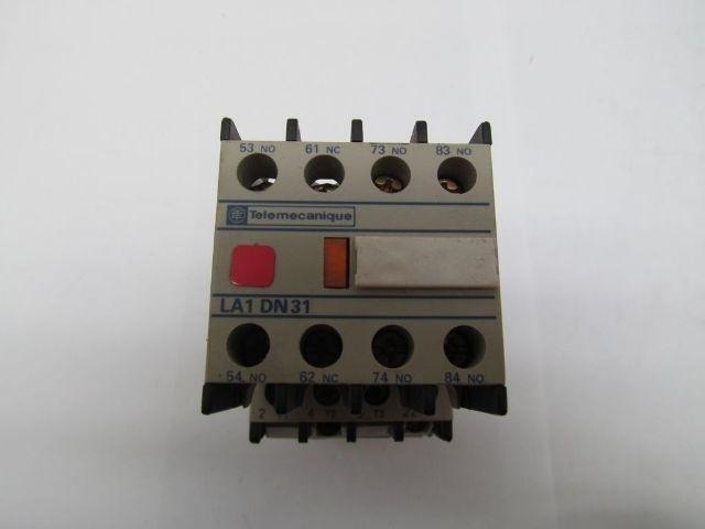 Telemecanique LP1D0901BDREQ3526G22 Contactor Relay 24 VDC Coil