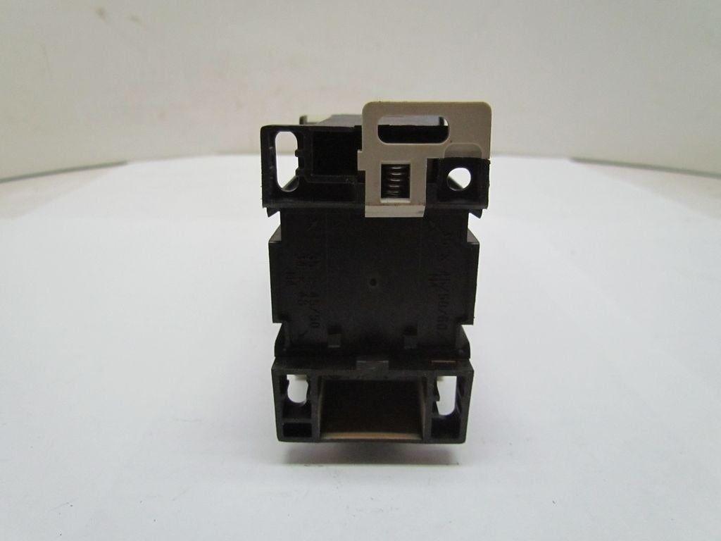 Telemecanique LP1D0901BDREQ3526G22 Contactor Relay 24 VDC Coil