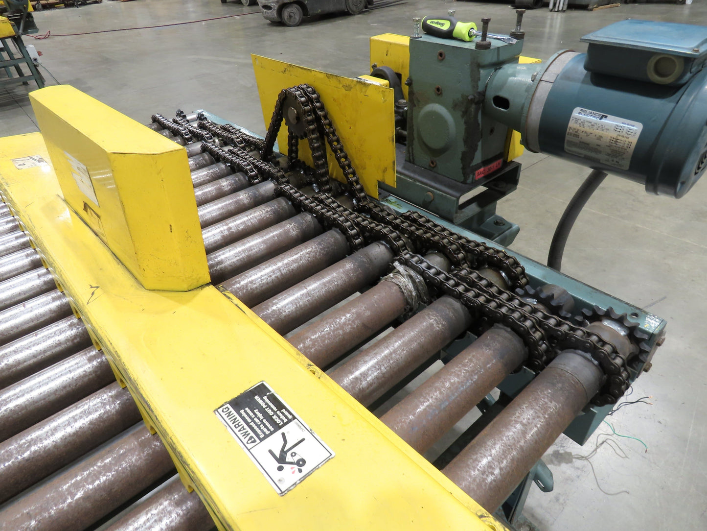 Hytrol Pallet Conveyor 2.5" Roller 51"BF x 5'L 460V Chain Drive 36 FPM 30-36"H