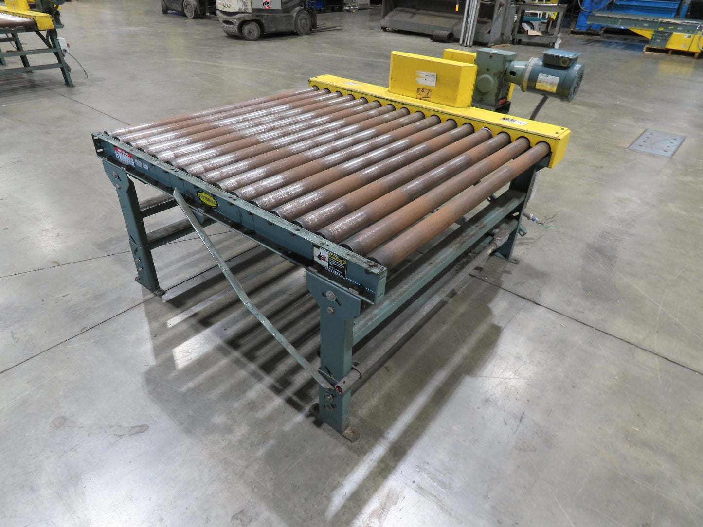 Hytrol Pallet Conveyor 2.5" Roller 51"BF x 5'L 460V Chain Drive 36 FPM 30-36"H