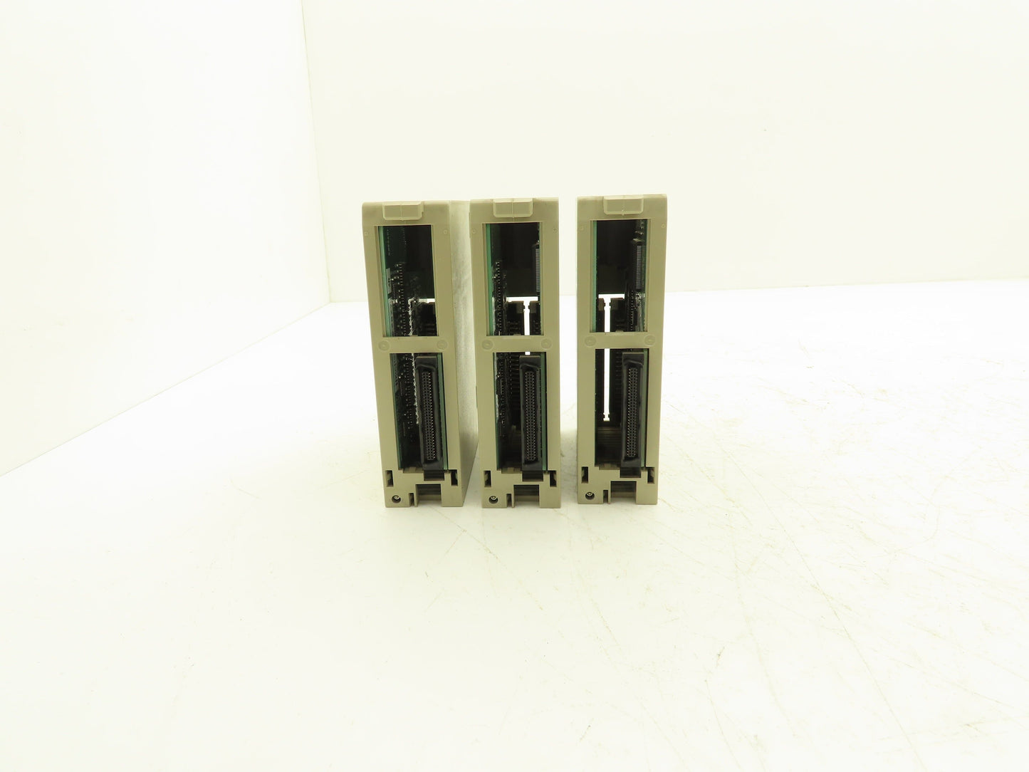Omron CS1W-OD261 CS1W-ID261 Input Output Units 24VDC Lot of 3