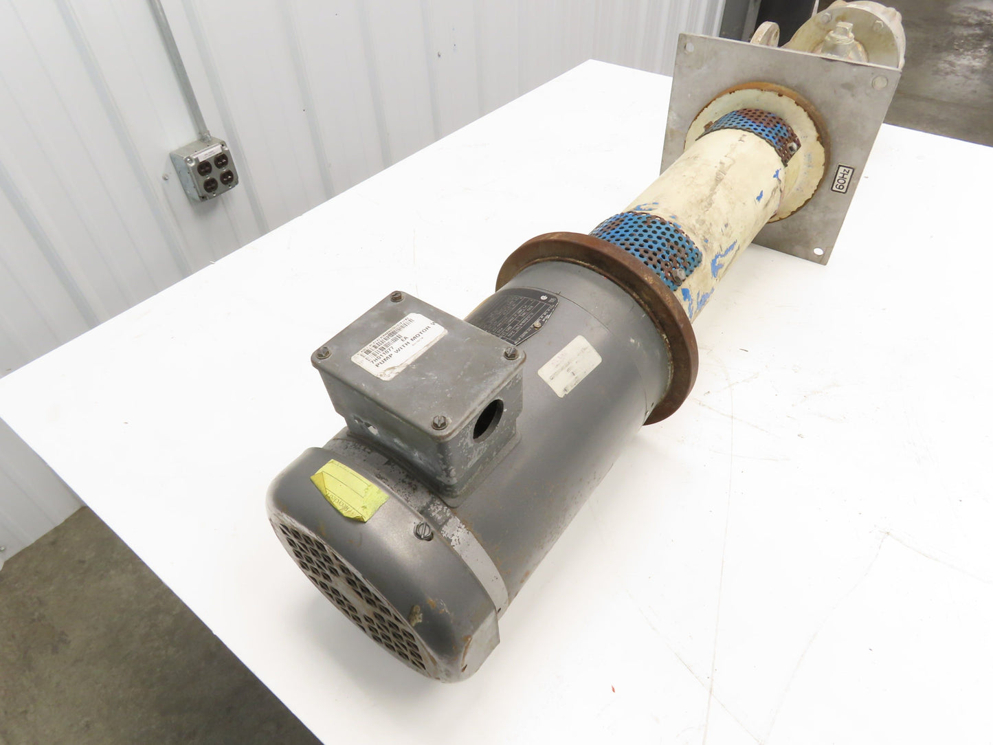 Sanwa VM-2542 Stainless Centrifugal Pump 1" Flanged 2Hp 460V 13 GPM Ext Shaft
