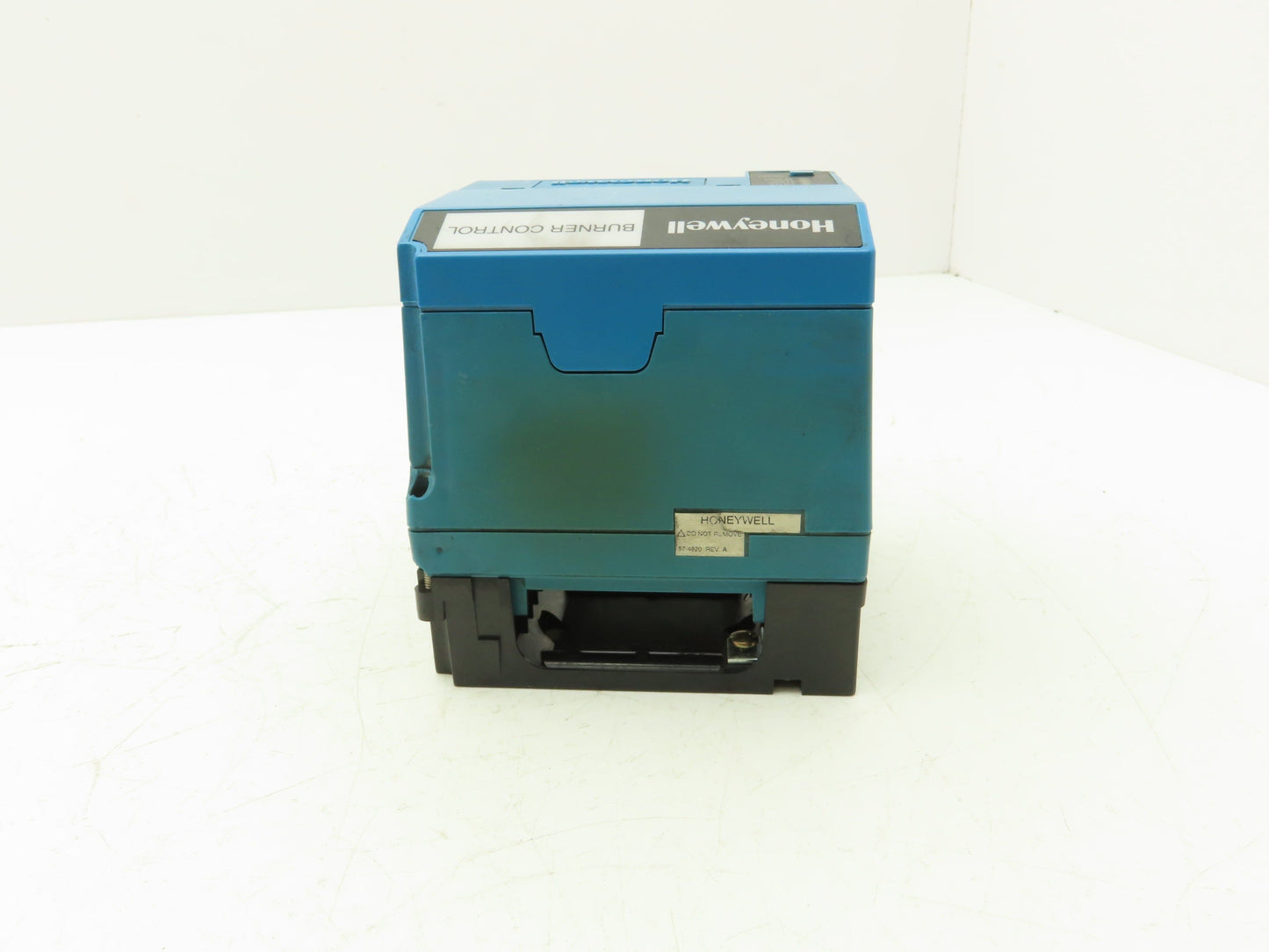 Honeywell RM7895 A 1014 Burner Control Purge Timer 10 Seconds Rev C