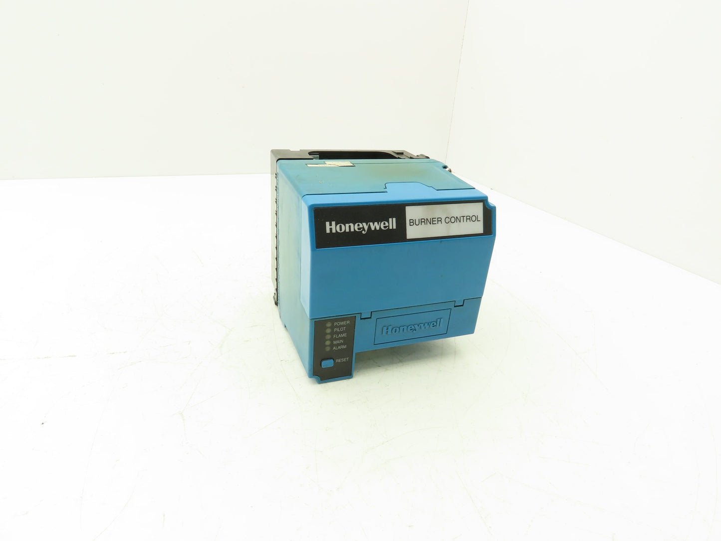 Honeywell RM7895 A 1014 Burner Control Purge Timer 10 Seconds Rev C