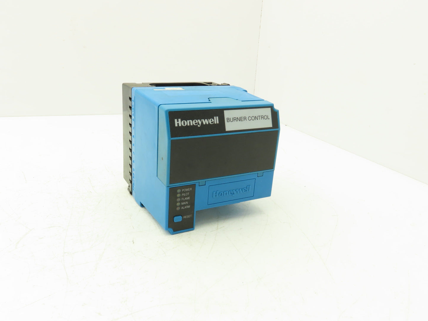 Honeywell RM7895 A 1014 Burner Control Purge Timer 30 Seconds Rev D
