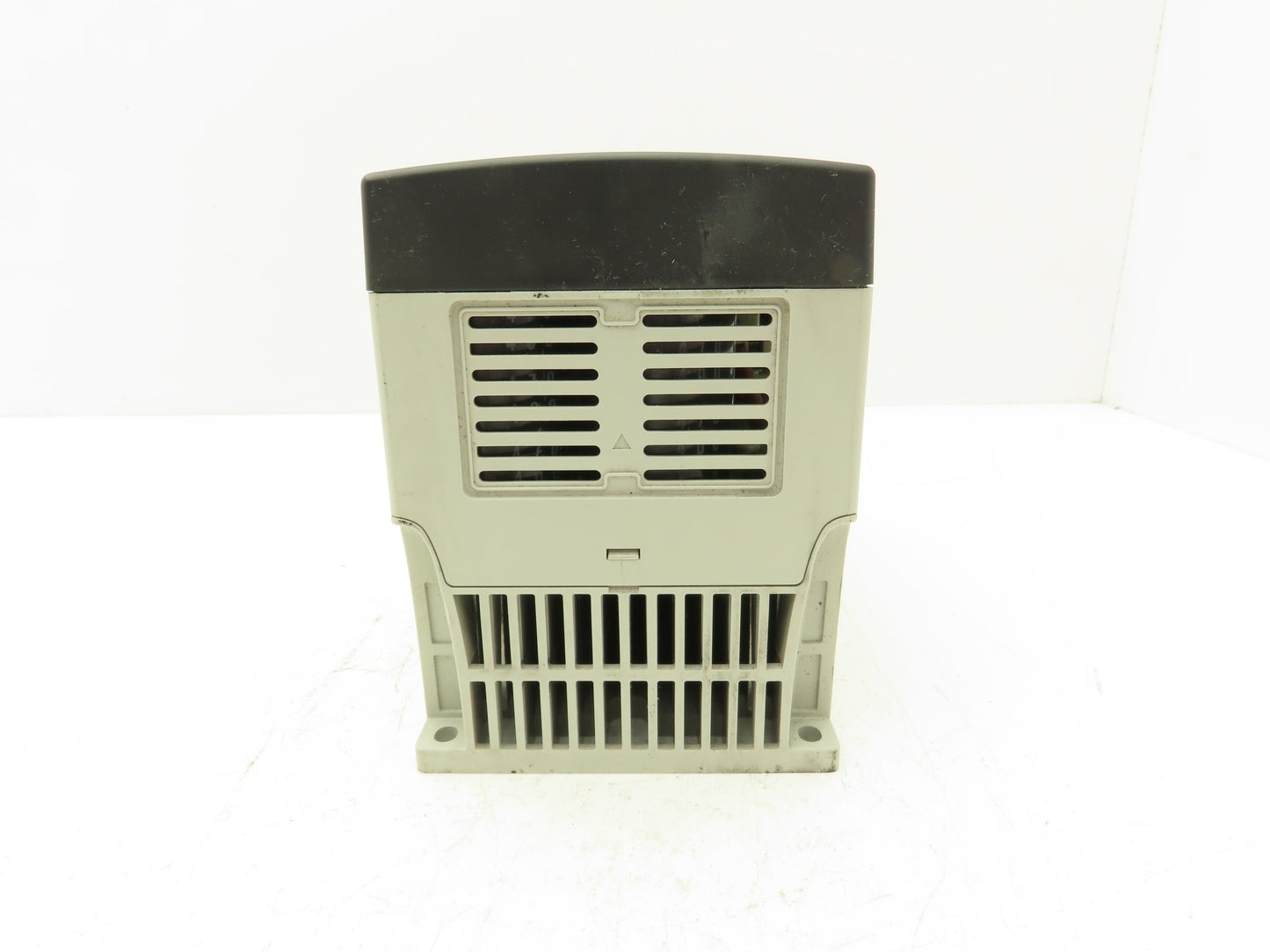 Allen Bradley 22B-D4P0N104 PowerFlex 40 VFD AC Drive 1.5kw 2Hp 480V 3Ph