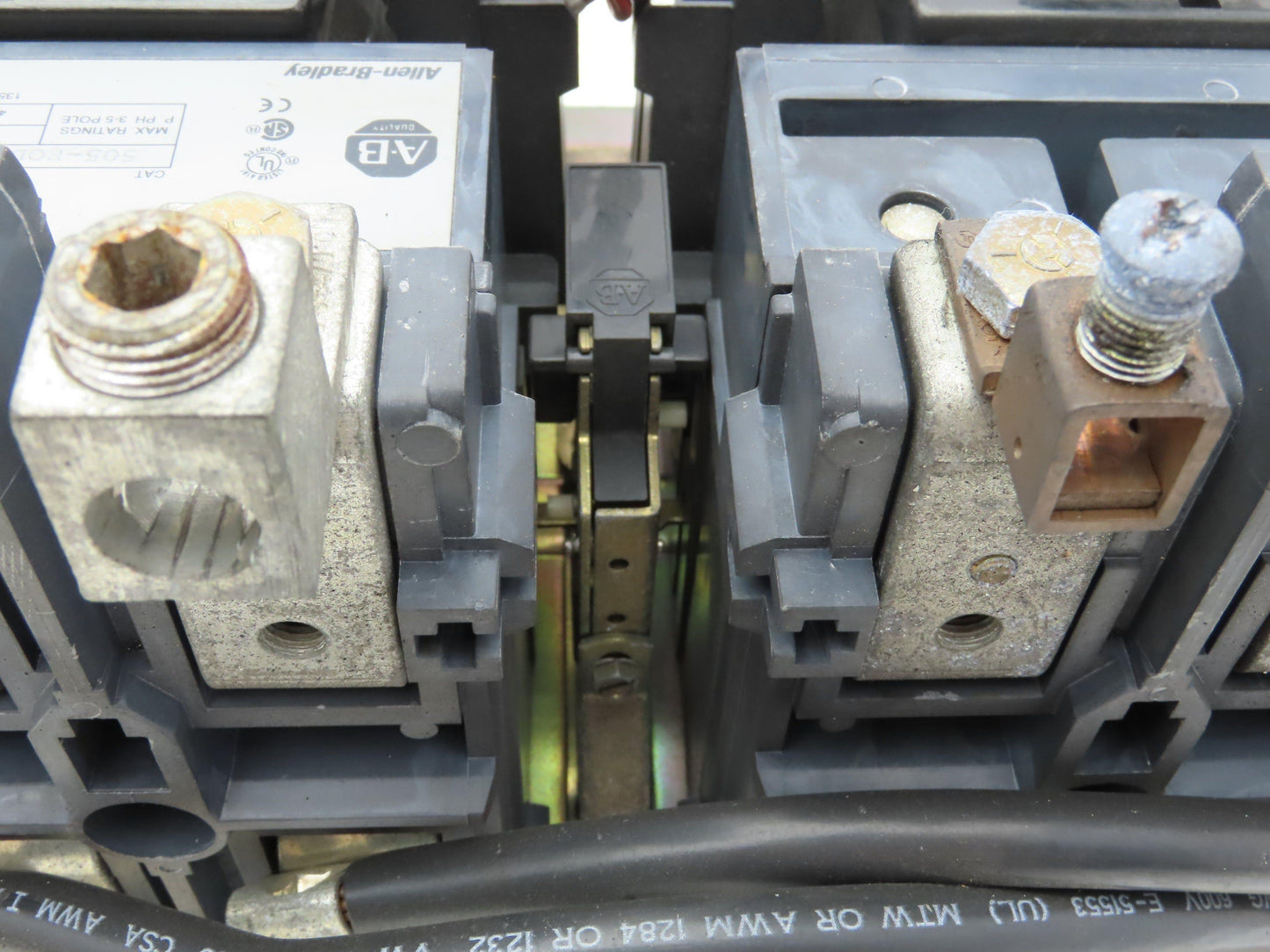 Allen Bradley 505-EOD NEMA Size 4 Reversing Motor Starter 3Ph 100HP 120V Coil