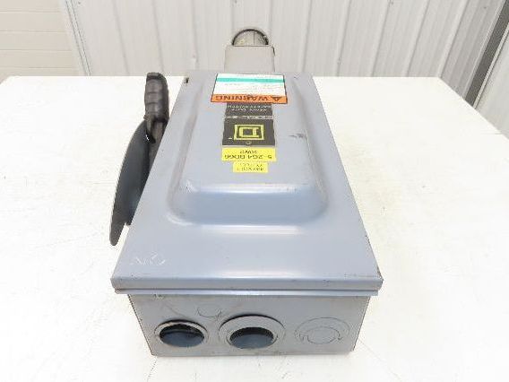 Square D HU362 Safety Disconnect Switch 60A 3P4W 600V Hubbell Pin Sleeve Plug