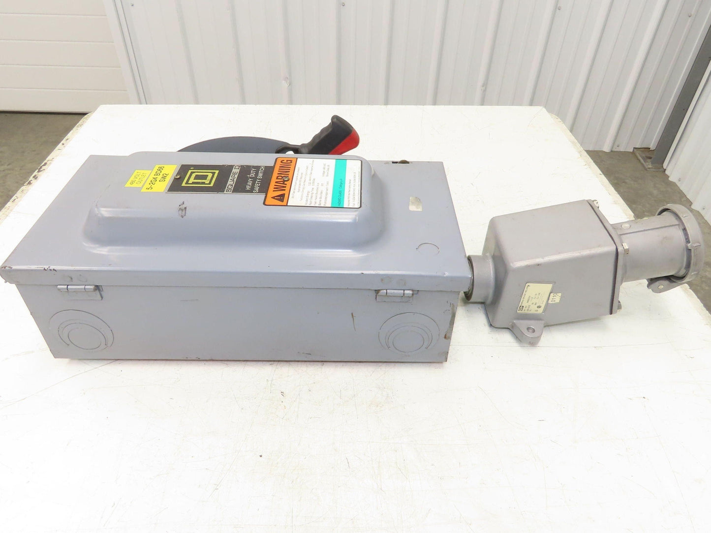 Square D HU362 Safety Disconnect Switch 60A 3P4W 600V Hubbell Pin Sleeve Plug