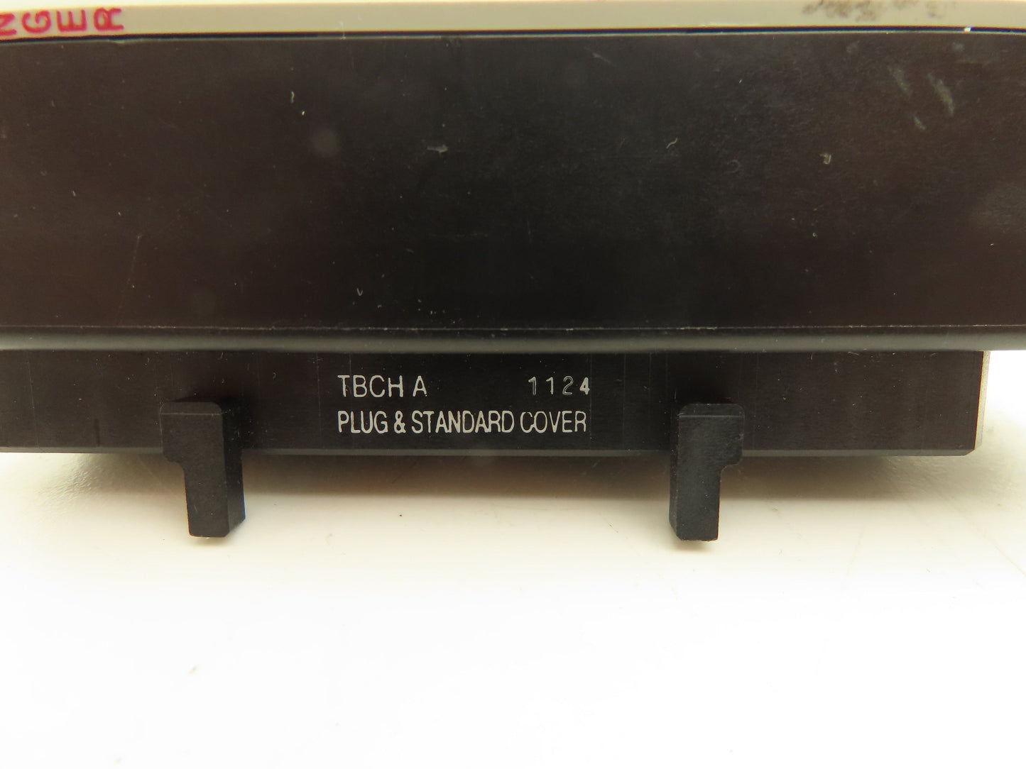 Allen Bradley TBCH A Plug & Standard Cover Lot of 6