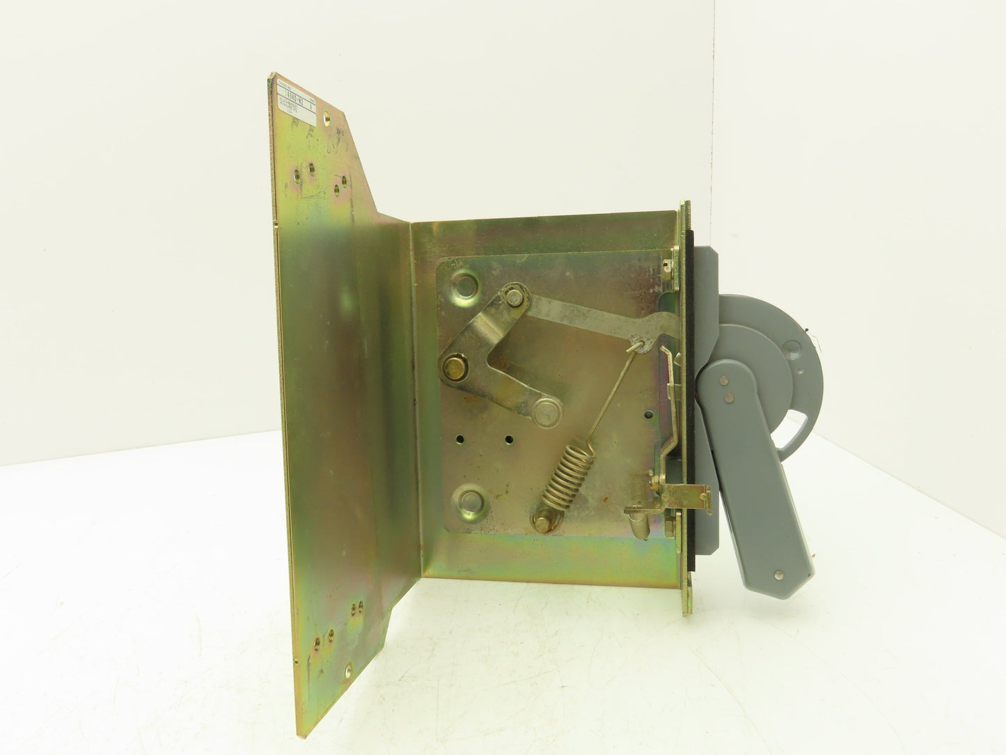 Allen Bradley 1494D-N2 Circuit Breaker Operator Mechanism Disconnect Handle
