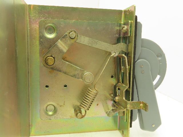 Allen Bradley 1494D-N2 Circuit Breaker Operator Mechanism Disconnect Handle