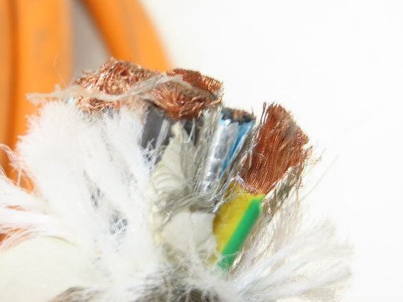 Desina Motorflex Servo Cable 4AWG 4 Conductor 2 Pair Shielded 16 Awg 1000V 160'