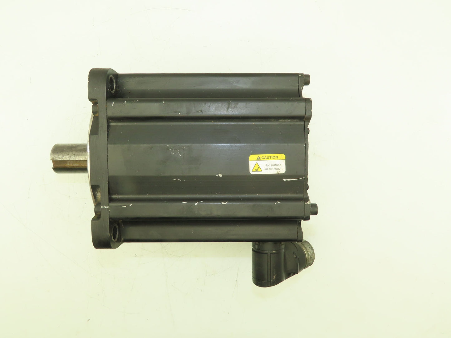 Allen Bradley MPL-B640F-MJ72AA Kinetix AC Servo Motor 8.2Hp 3000 RPM 460V 3PH