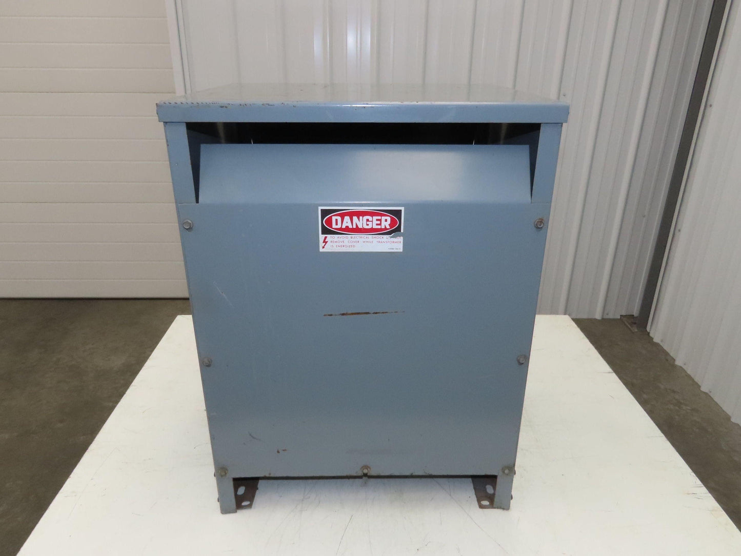 Square D 15T145HDIT Power Transformer 15kVA 3Ph HV 480D LV 460Y/266V Wye Output