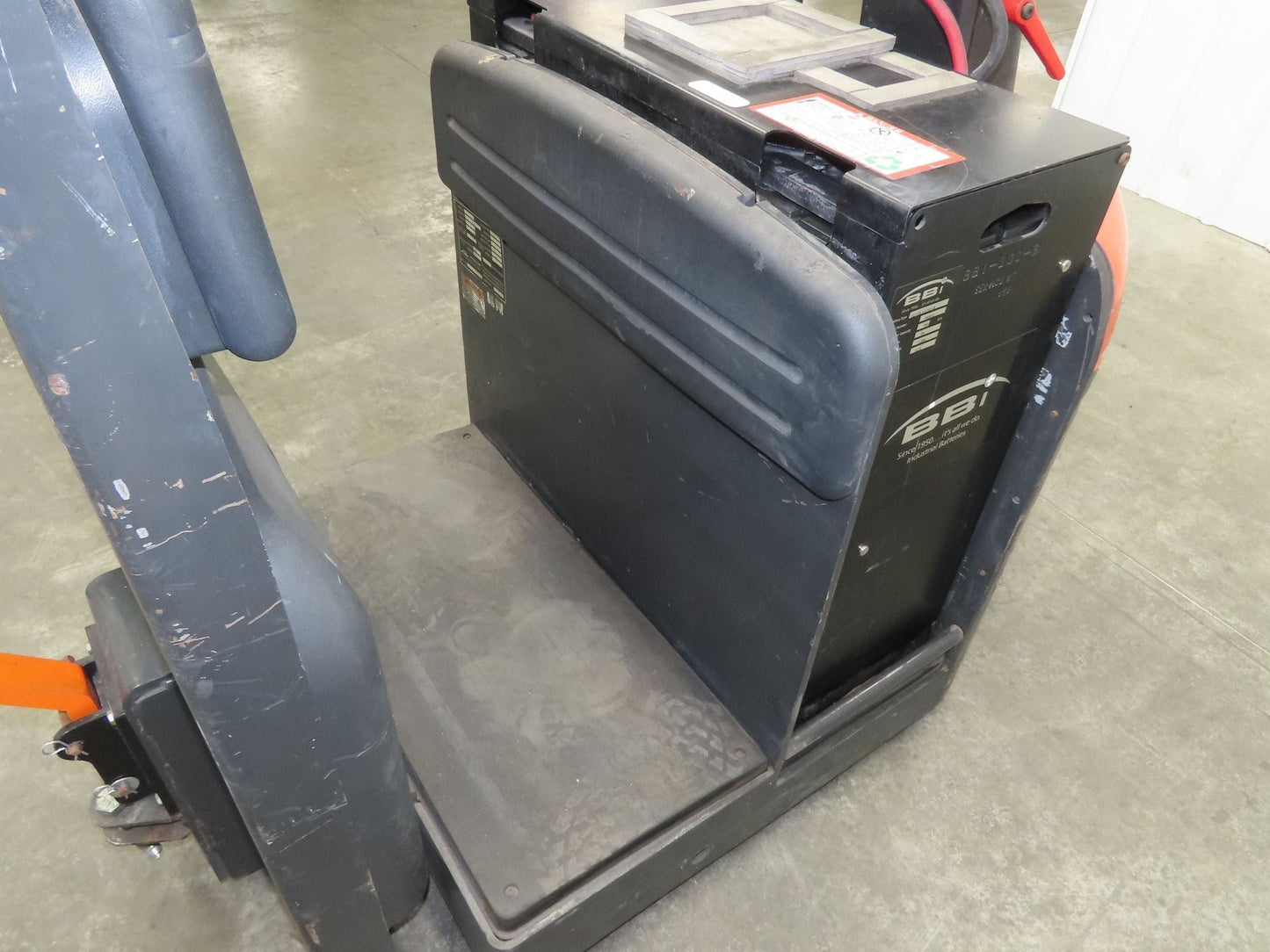 Linde ETR Electric Warehouse Walk Ride Pull Truck 24VDC Tow Tractor