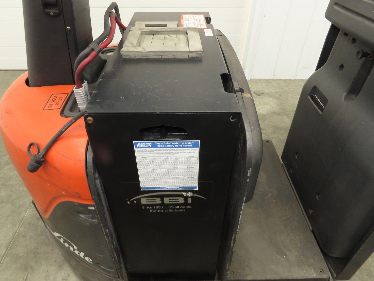 Linde ETR Electric Warehouse Walk Ride Pull Truck 24VDC Tow Tractor