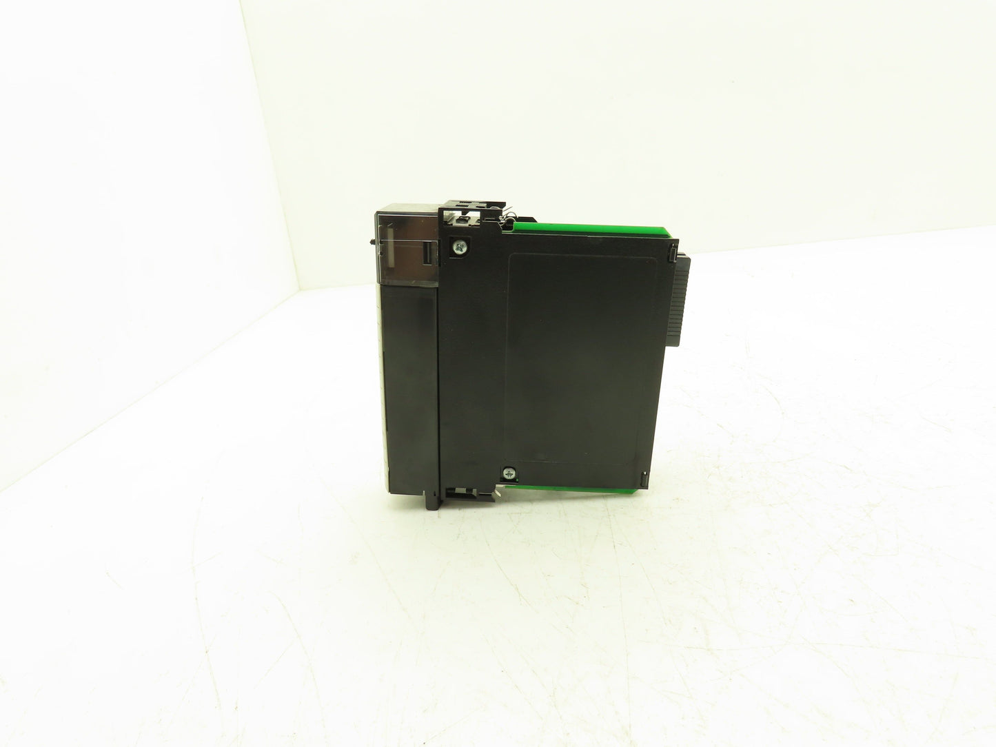 Allen Bradley 1756-OB16E DC E-Fused Output 16 Point Ser A FW Rev 3.3