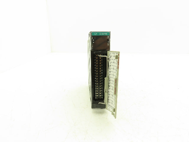 Allen Bradley 1756-OB16I DC Isolated Output 16 Point Ser A FW Rev 3.2